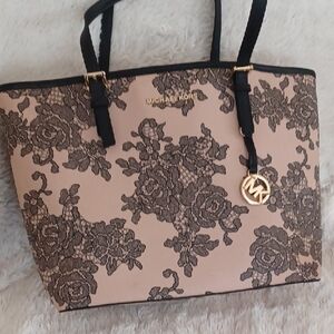 Michael Kors Black and Tan Elegant Floral Tote-HB288